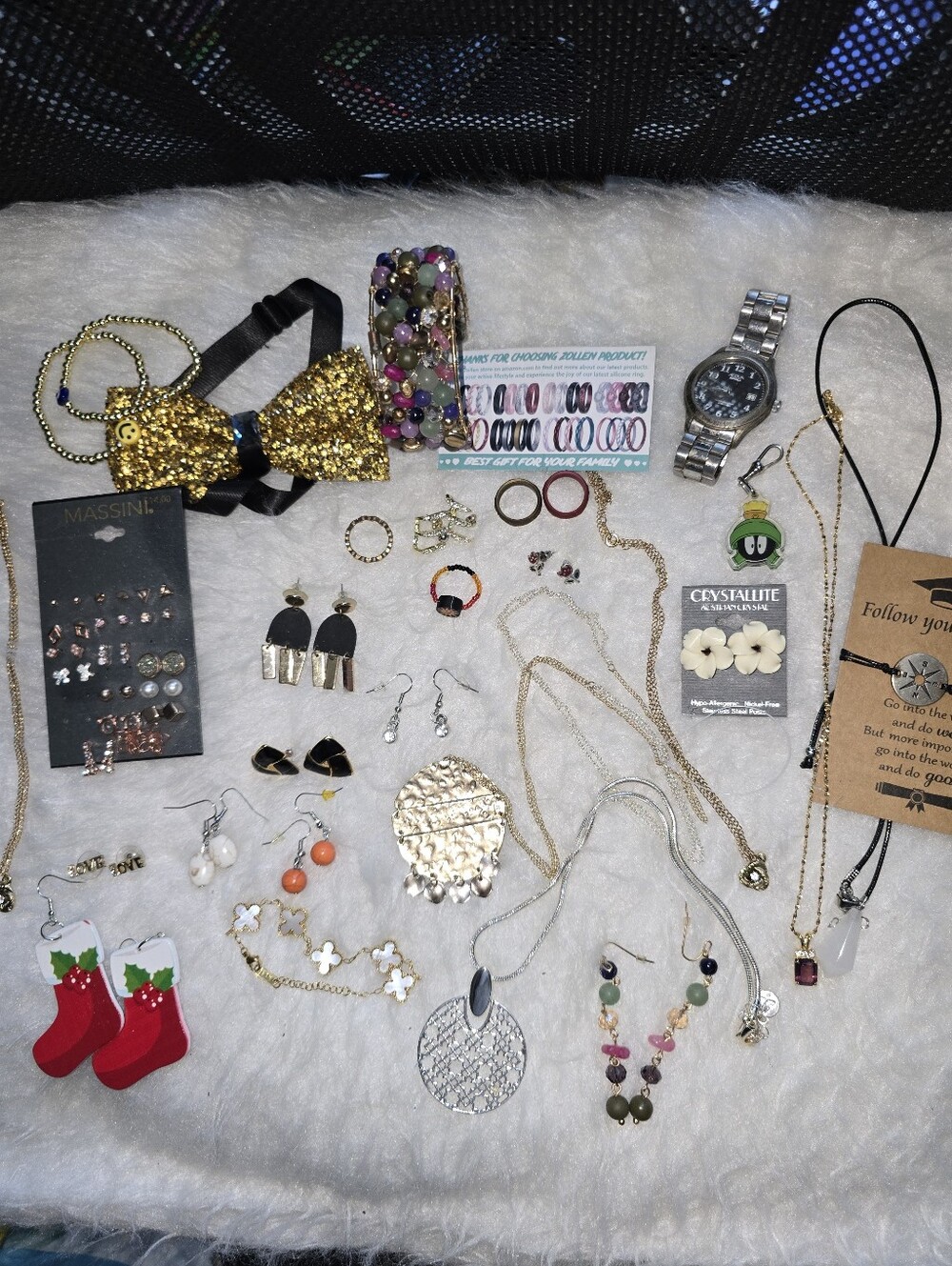 Jewelry Lot. Estate, Auction House